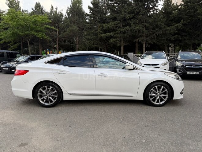 Hyundai Grandeur-7