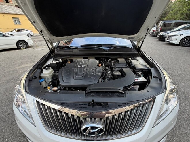 Hyundai Grandeur-9