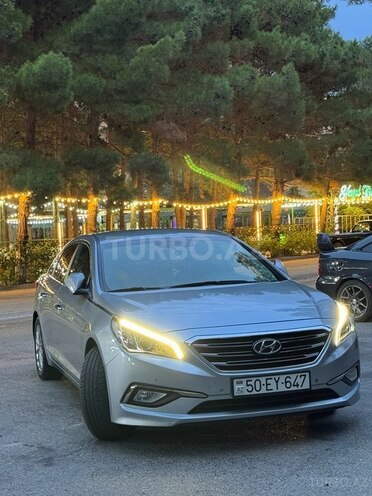 Hyundai Sonata-13