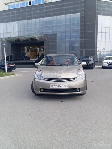 Toyota Prius-1