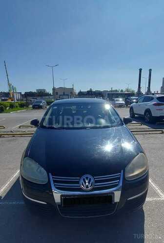 Volkswagen Jetta-1