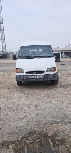 Ford Transit-1