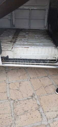 Ford Transit-10