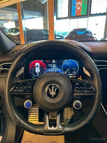 Maserati Grecale Modena-12