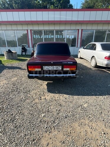 LADA (VAZ) 2107-2