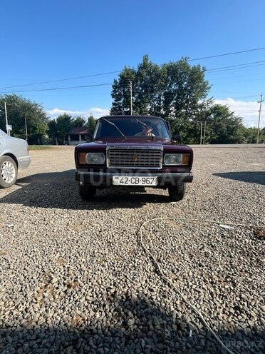 LADA (VAZ) 2107-1