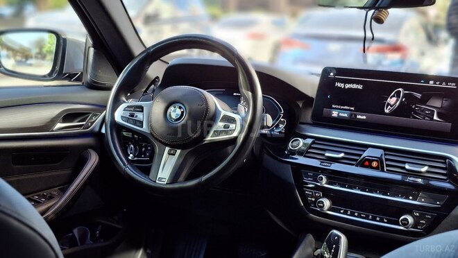 BMW 520e 2022, 107,400 km - 2.0 l - Bakı