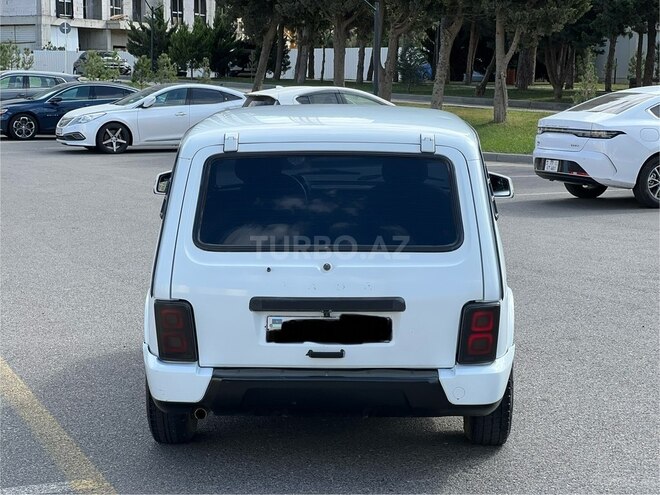LADA (VAZ) Niva-4