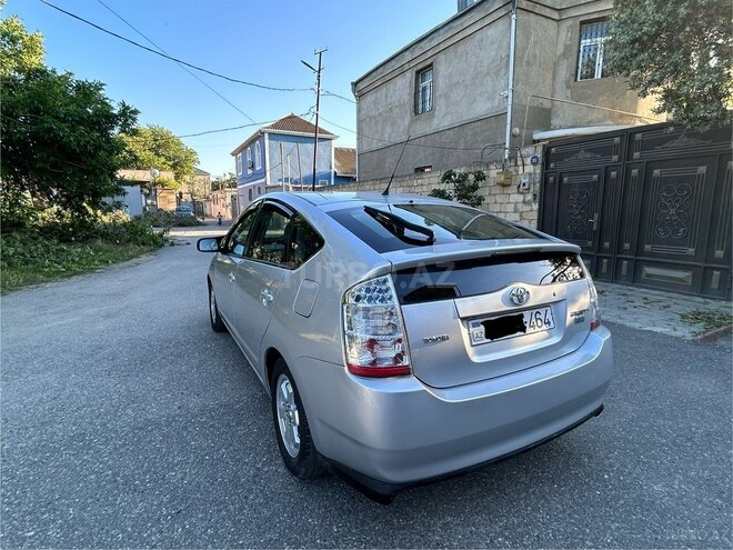 Toyota Prius-9