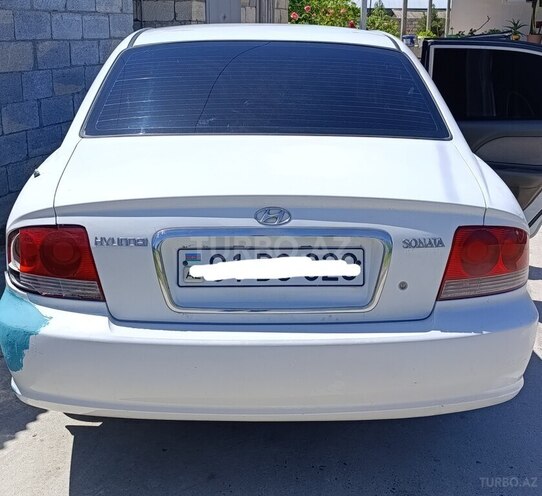 Hyundai Sonata-2