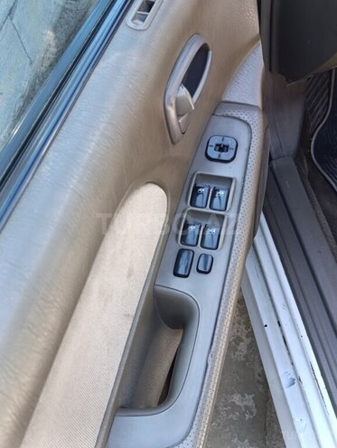 Hyundai Sonata-4