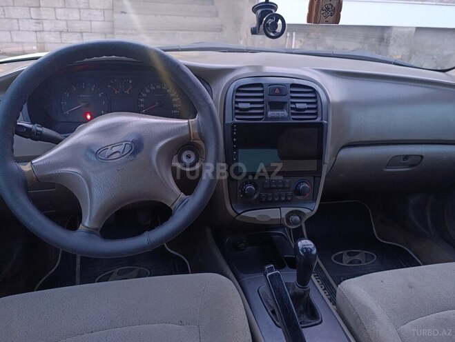 Hyundai Sonata-5