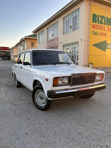 LADA (VAZ) 2107-3