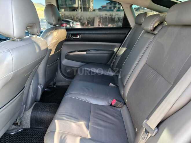 Toyota Prius-13