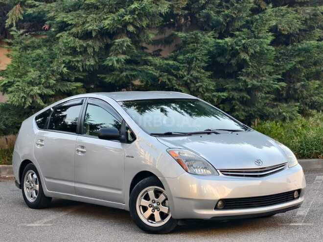 Toyota Prius-4