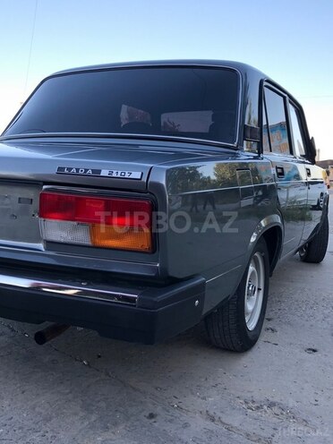 LADA (VAZ) 2107-7