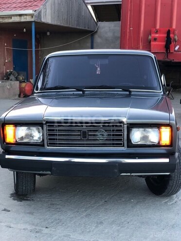 LADA (VAZ) 2107-18