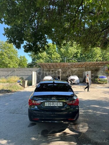 Hyundai Sonata-6
