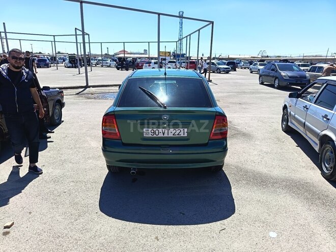 Opel Astra-7