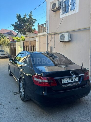 Mercedes E 220-4