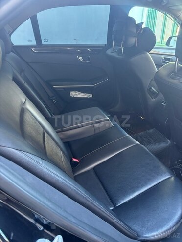 Mercedes E 220-8