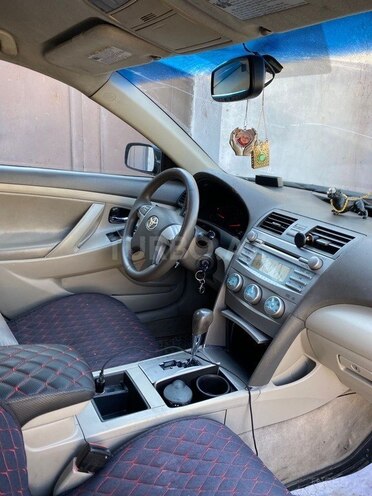 Toyota Camry-3