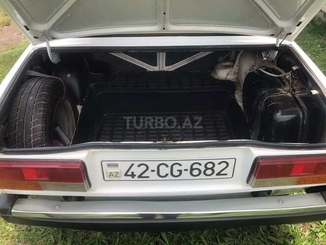 LADA (VAZ) 2107-4