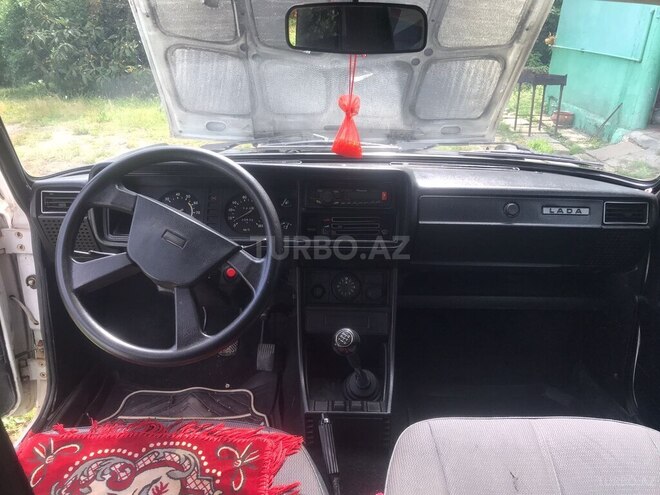 LADA (VAZ) 2107-9