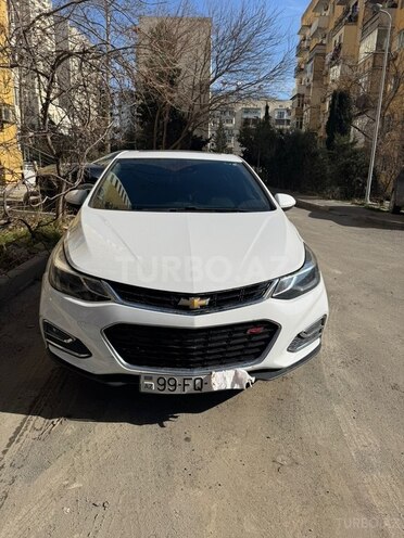 Chevrolet Cruze-1