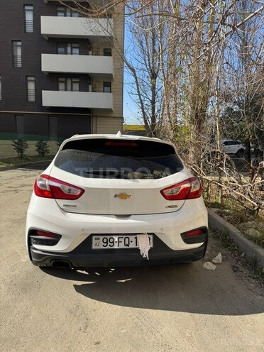 Chevrolet Cruze-2
