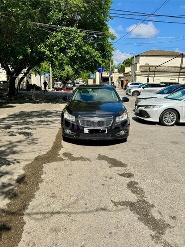 Chevrolet Cruze-1