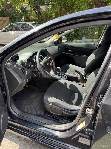 Chevrolet Cruze-6