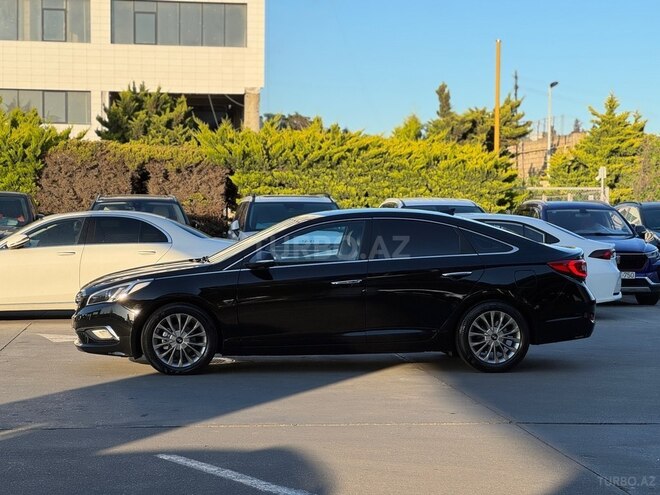 Hyundai Sonata-10