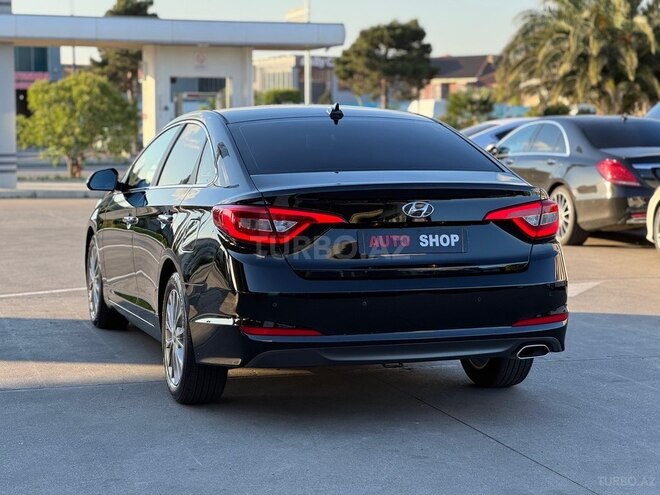 Hyundai Sonata-6