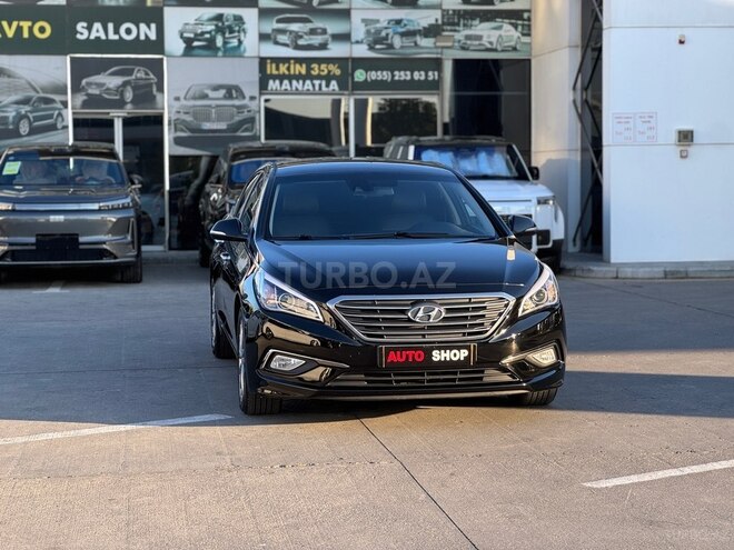 Hyundai Sonata-16