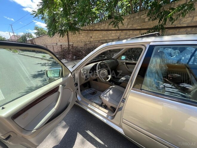 Mercedes C 200-3