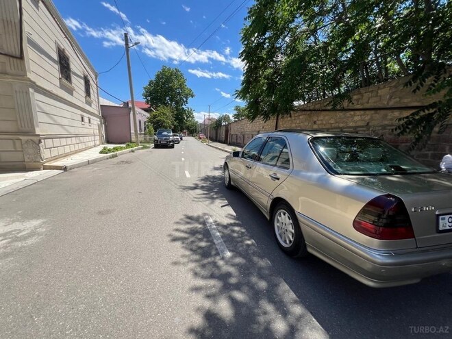 Mercedes C 200-16