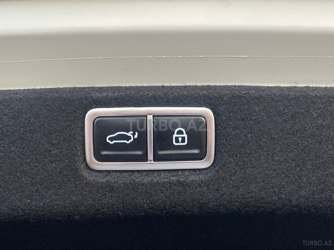 Hyundai Sonata-15