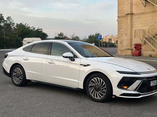 Hyundai Sonata-6