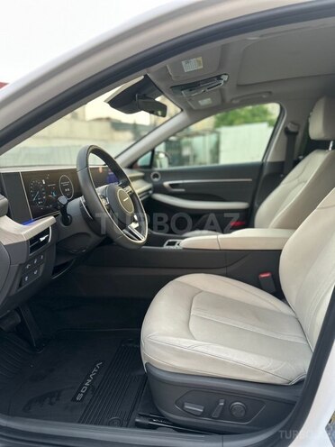 Hyundai Sonata-8