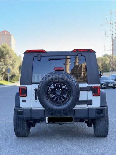 Jeep Wrangler-5