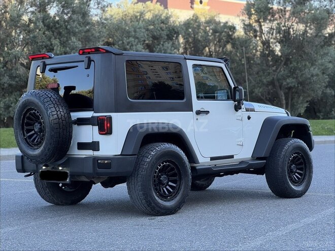 Jeep Wrangler-4