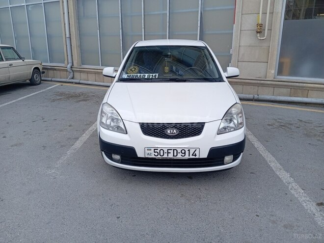 Kia Rio-1