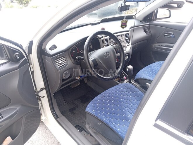 Kia Rio-6