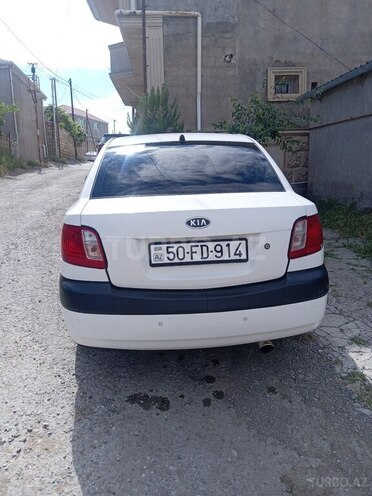 Kia Rio-13