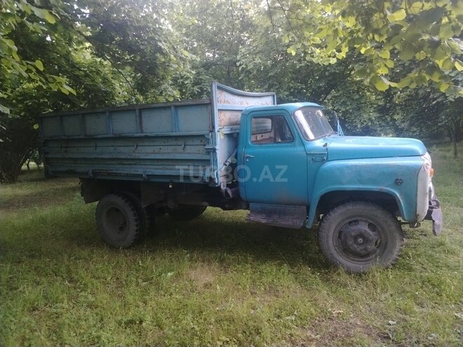 GAZ 53-3