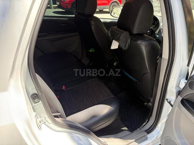 Suzuki SX4-13