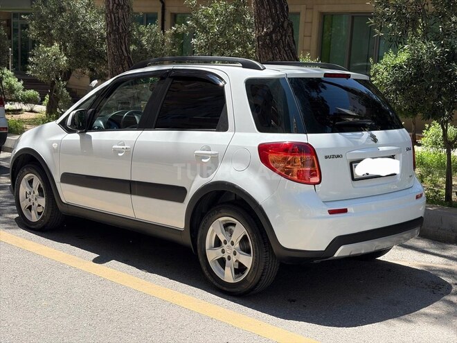 Suzuki SX4-6