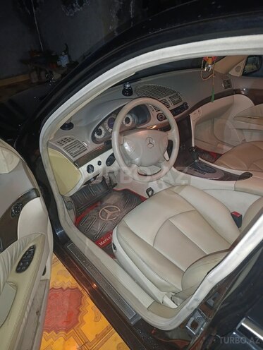 Mercedes E 220-4
