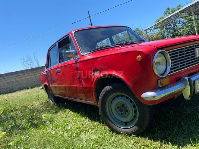 LADA (VAZ) 21011-3